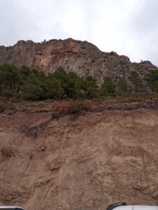 Berget utanför Canelobre grottan